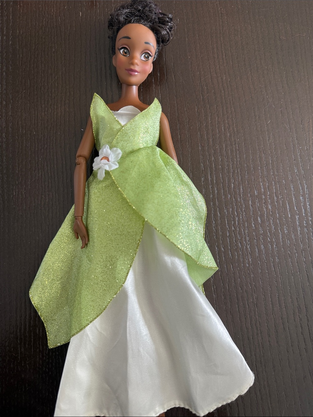 Disney Princess Tiana Sparkling Green and White Doll Gown